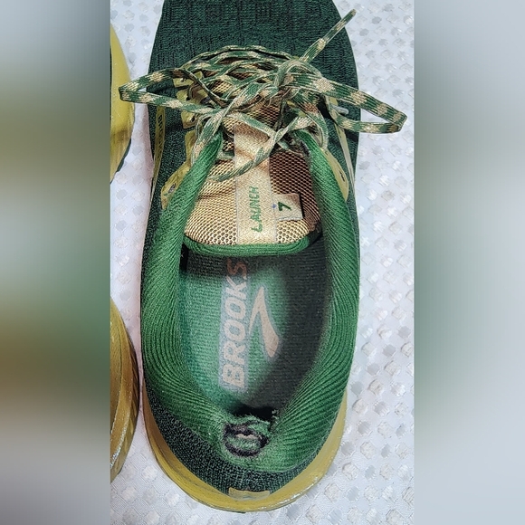 BROOKS GUC WOMEN'S SIZE 7 LAUNCH 7 LUCKY SHAMROCK RUNNING SNEAKERS SHOES - Picture 5 of 11